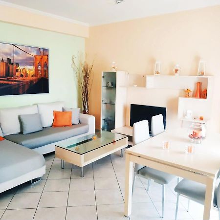 Jimmy'S House Apartment Artemida  Luaran gambar