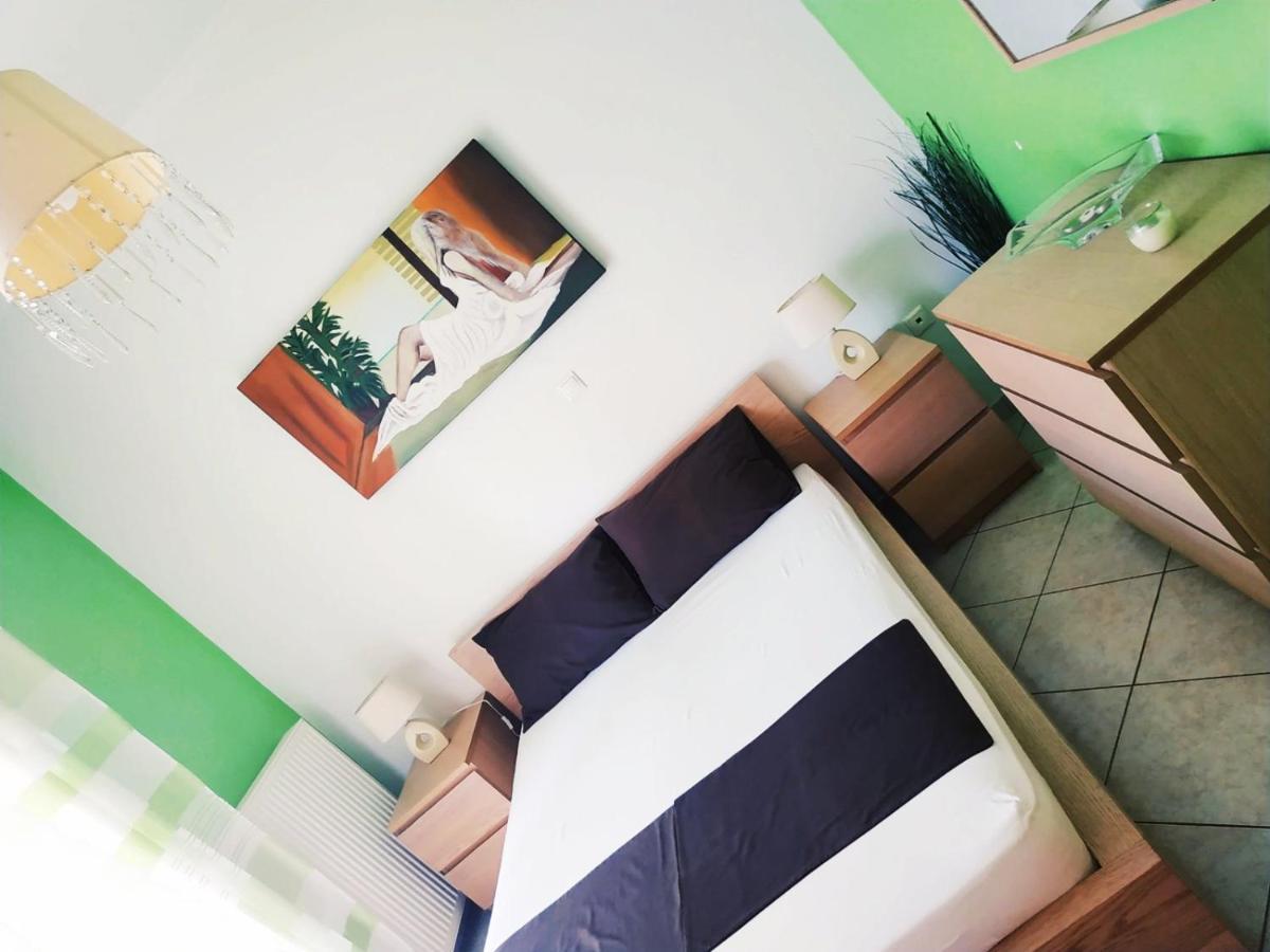Jimmy'S House Apartment Artemida  Luaran gambar