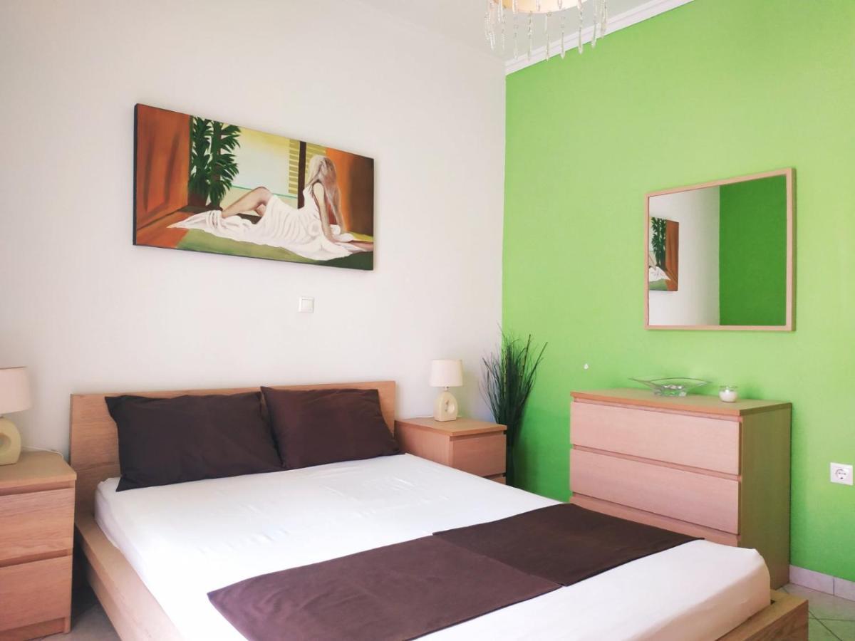 Jimmy'S House Apartment Artemida  Luaran gambar