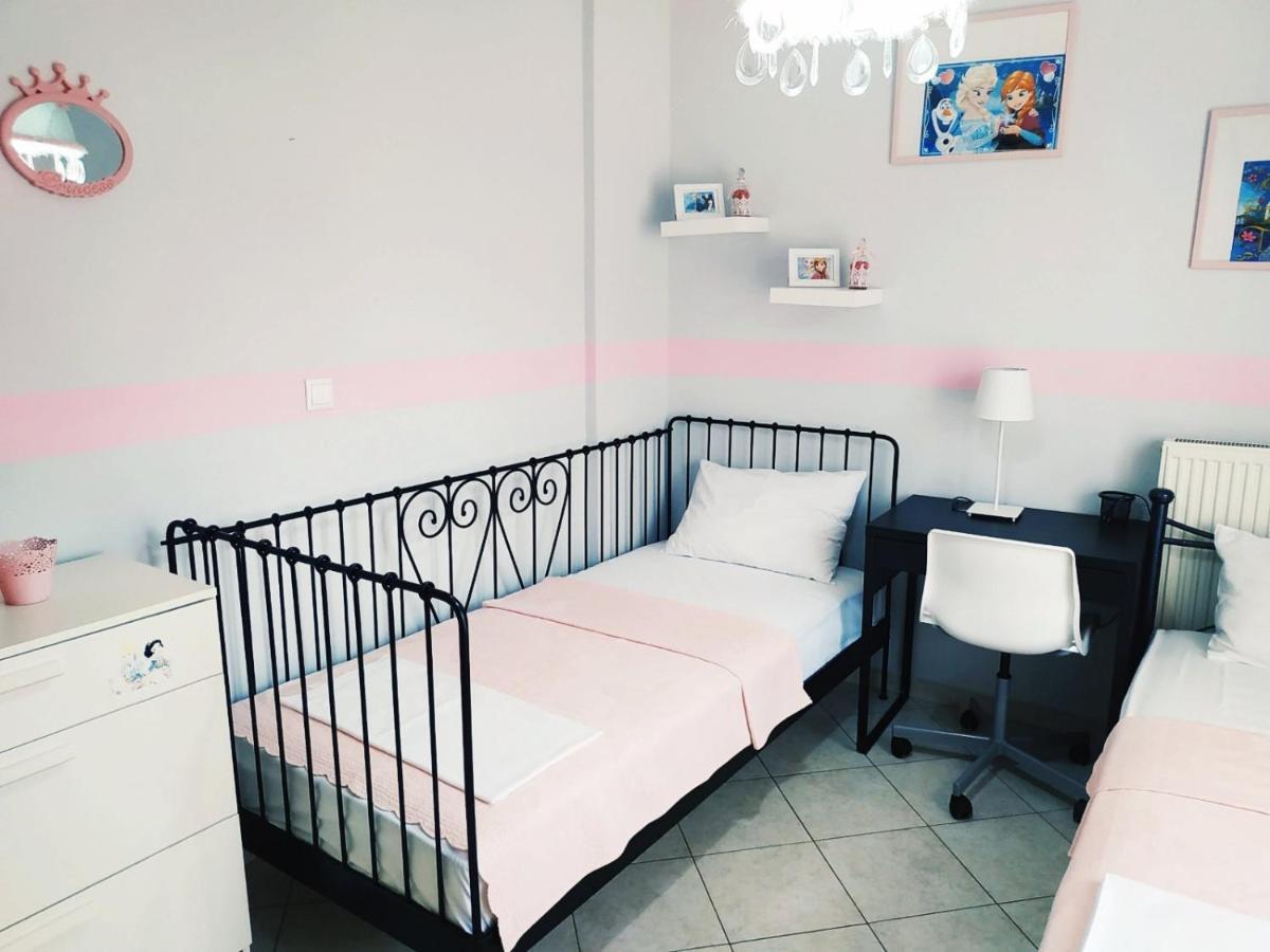 Jimmy'S House Apartment Artemida  Luaran gambar